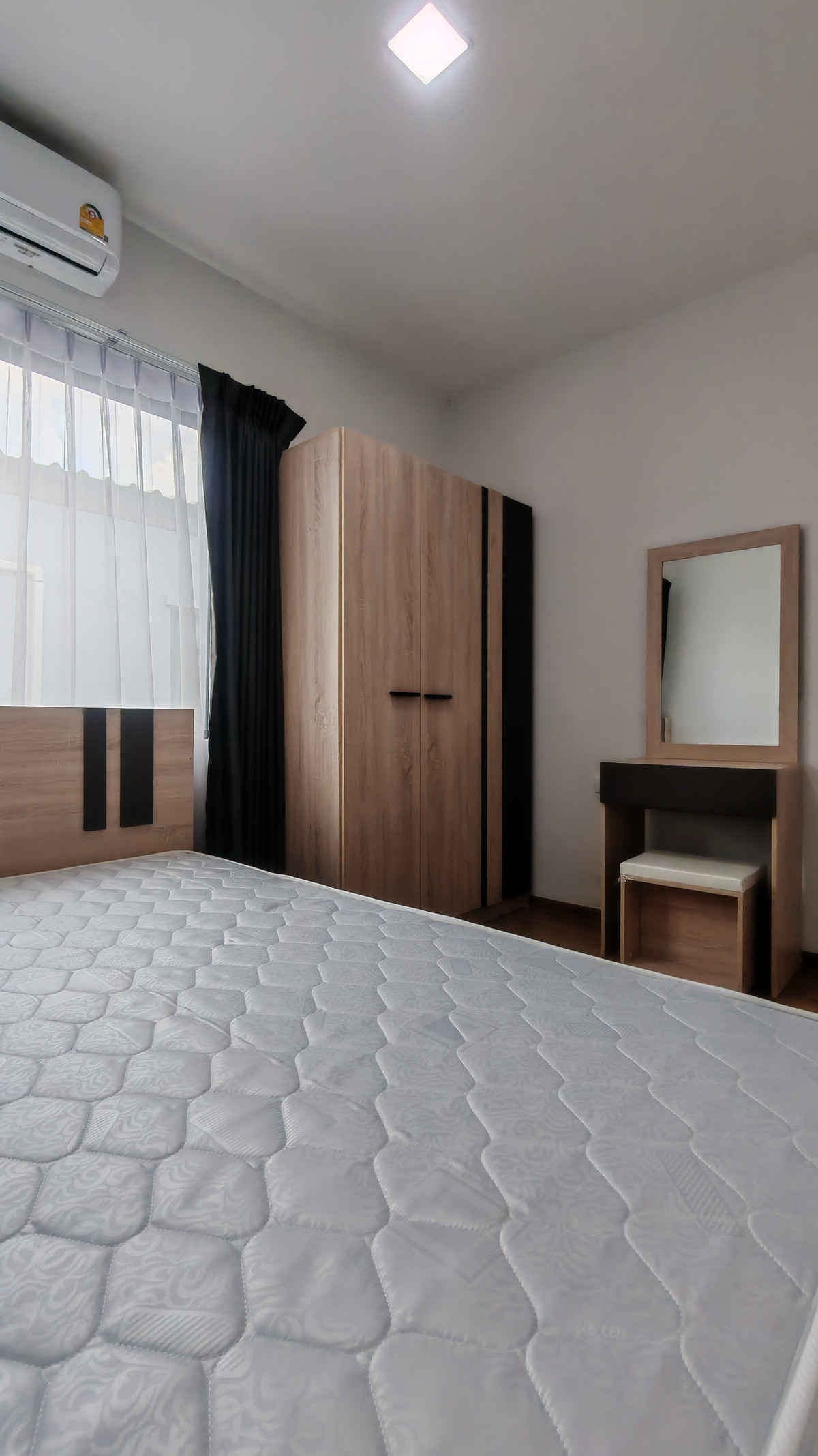 ให้เช่าทาวน์โฮมปทุมธานี รังสิต ธรรมศาสตร์ : ทาวน์โฮมใกล้ ฟิวเจอร์ 6นาที ม.กรุงเทพ 15นาที มี Top หน้าหมู่บ้าน