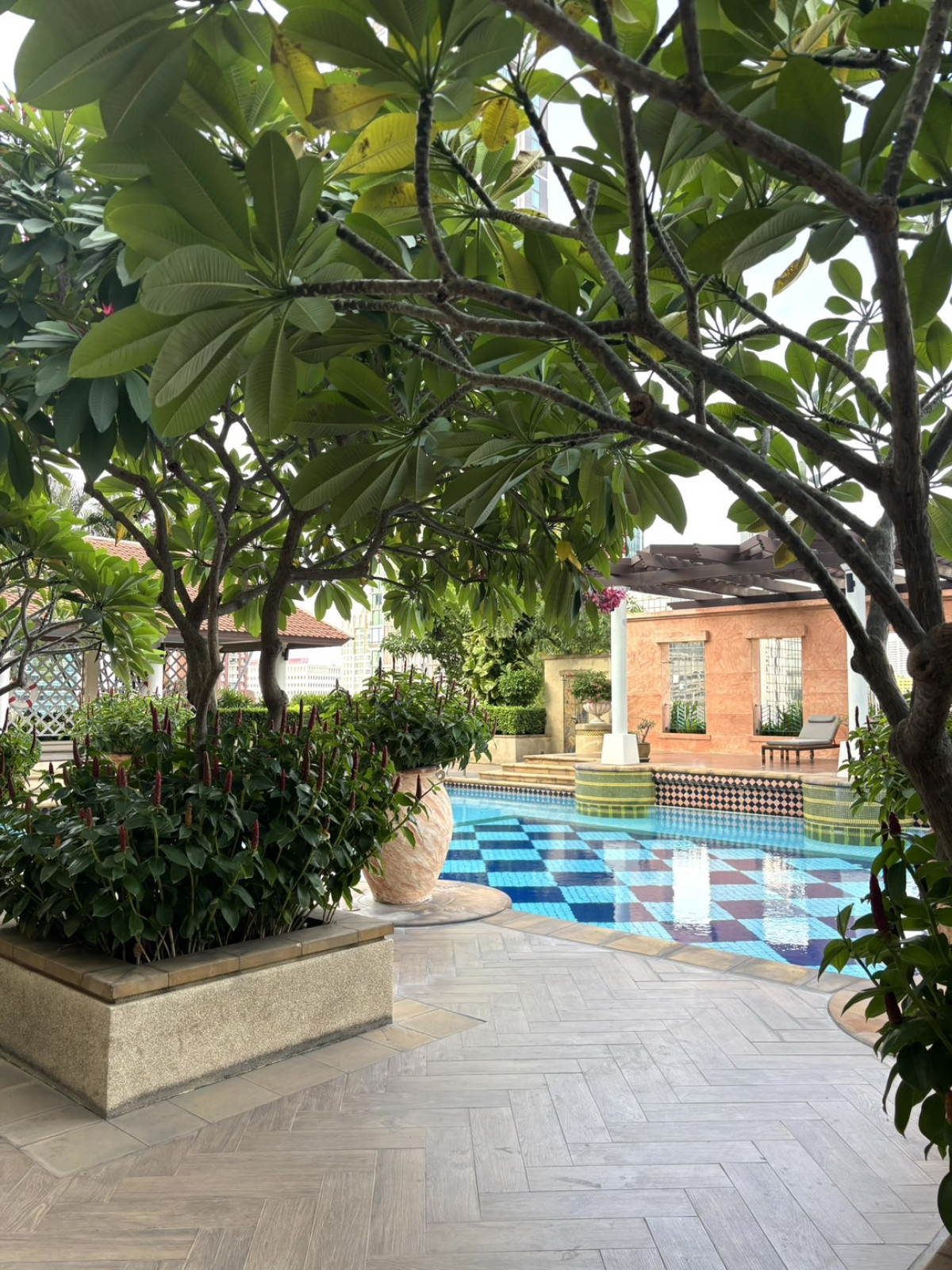 For SaleCondoWitthayu, Chidlom, Langsuan, Ploenchit : For Sale Condo , President Place , high floor , wide frontage , newly renovated , BTS-Chit Lom , Lumpini , Pathum Wan , Bangkok , CX-150162