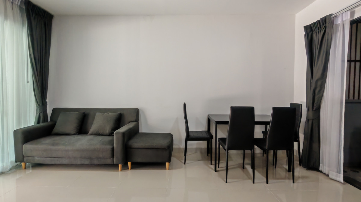 ให้เช่าทาวน์โฮมปทุมธานี รังสิต ธรรมศาสตร์ : ทาวน์โฮมใกล้ ฟิวเจอร์ 6นาที ม.กรุงเทพ 15นาที มี Top หน้าหมู่บ้าน