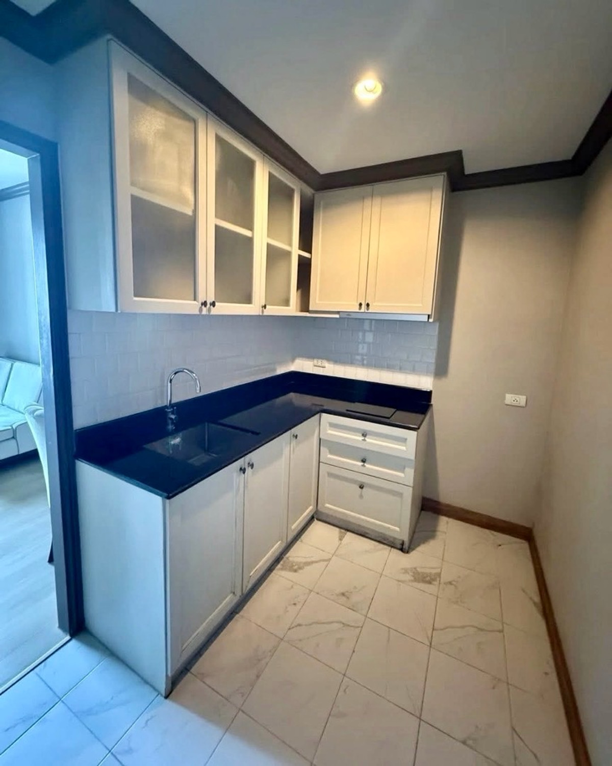 For SaleCondoSiam Paragon ,Chulalongkorn,Samyan : Low-Rise Condo in Siam 5 Minutes Walk to BTS National Stadium 