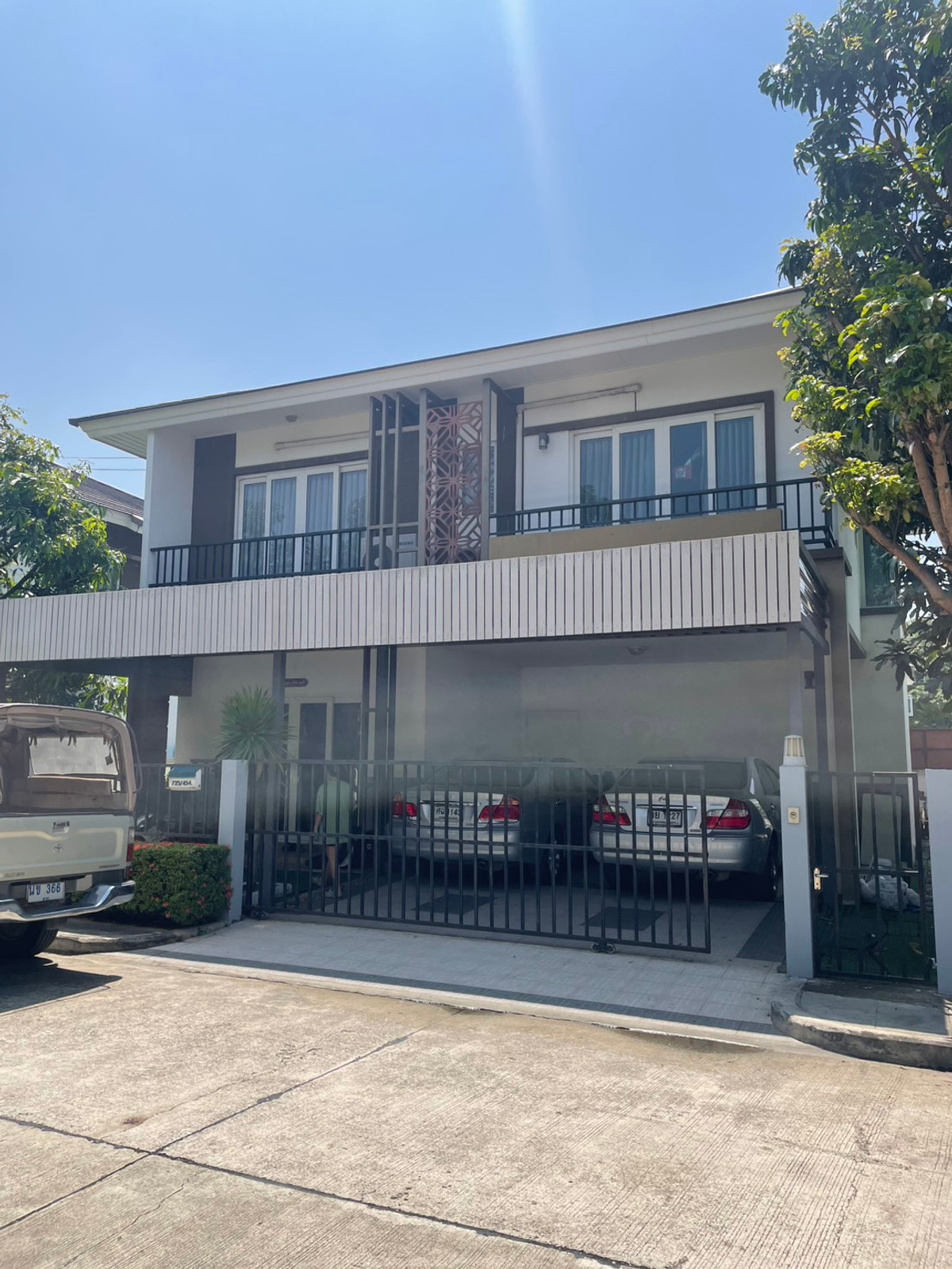 ขายบ้านพระราม 2 บางขุนเทียน : ⭐️ขายด่วน! บ้านเดี่ยว 2 ชั้น 4 ห้องนอน 3 ห้องน้ำ 3 ที่จอด หลังใหญ่ 62 ตร.ว. ราคาเพียง 7 ล้าน! สภาพนางฟ้า