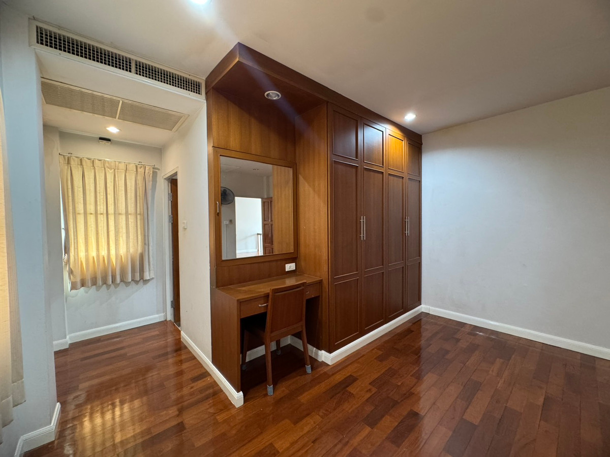 ให้เช่าบ้านโชคชัย4 ลาดพร้าว71 : ให้เช่าบ้านเดี่ยวซอยโชคชัย4 บ้านสวยราคาดี (N.2020)