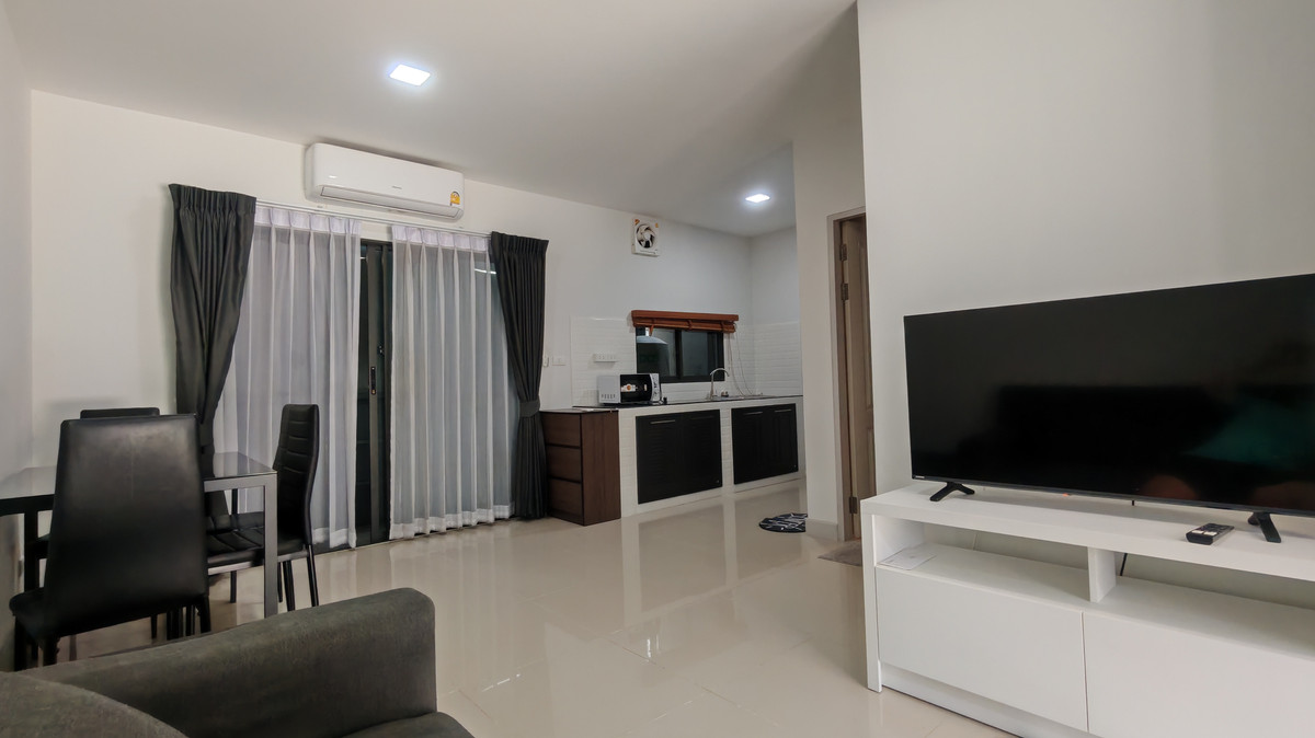 ให้เช่าทาวน์โฮมปทุมธานี รังสิต ธรรมศาสตร์ : ทาวน์โฮมใกล้ ฟิวเจอร์ 6นาที ม.กรุงเทพ 15นาที มี Top หน้าหมู่บ้าน