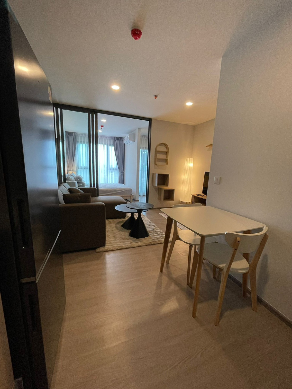 For RentCondoKhlongtoei, Kluaynamthai : For rent 📍Aspire Sukhumvit - Rama 4, fully furnished, convenient travel, 1 bedroom, 1 bathroom.