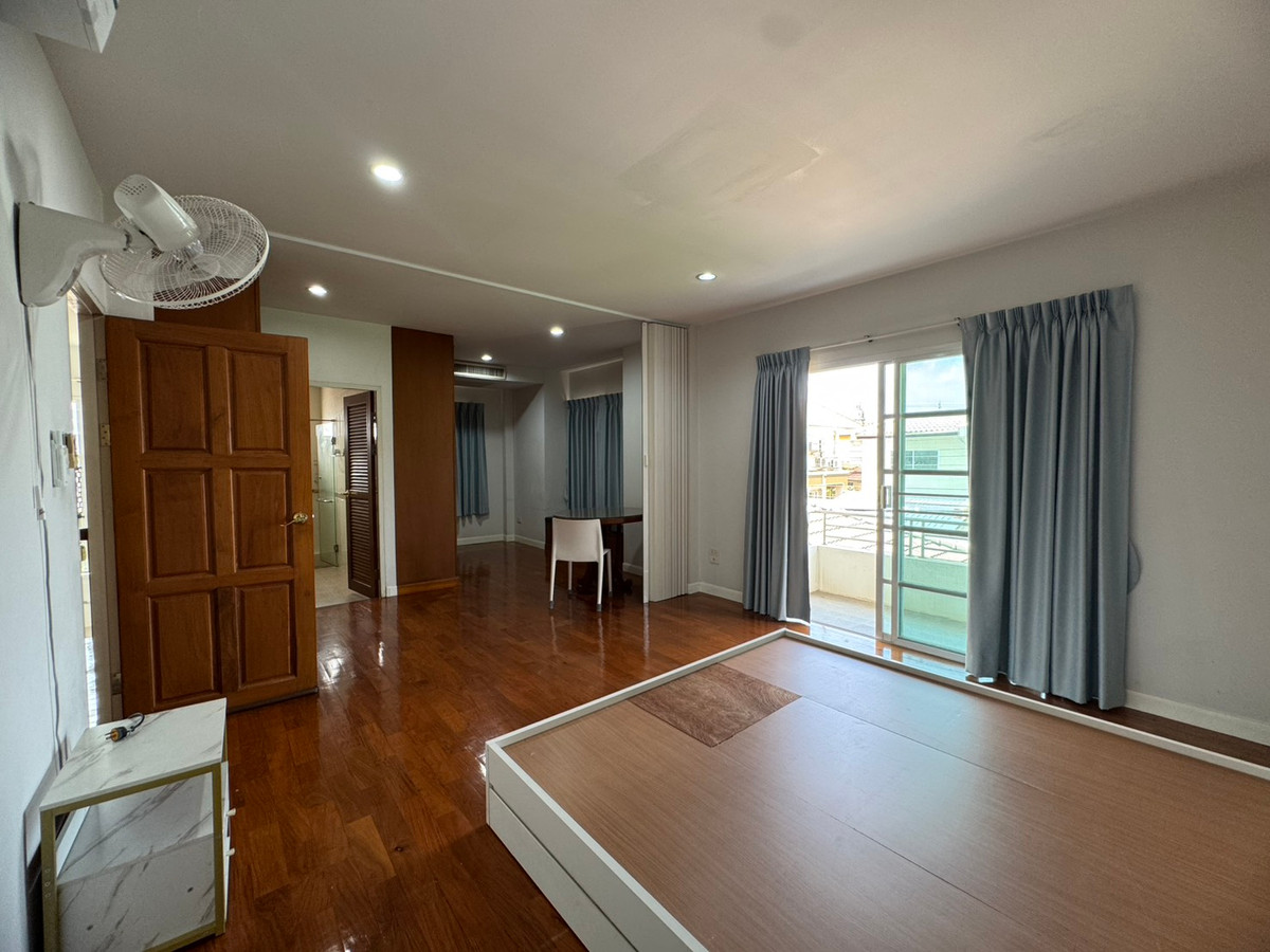 ให้เช่าบ้านโชคชัย4 ลาดพร้าว71 : ให้เช่าบ้านเดี่ยวซอยโชคชัย4 บ้านสวยราคาดี (N.2020)