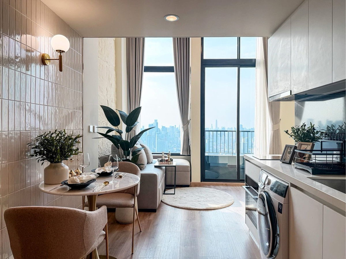 ให้เช่าคอนโดอารีย์ อนุสาวรีย์ : ให้เช่า Noble Form Thonglor (สุขุมวิท 55) 
✨ห้องแบบ Duplex ชั้น 39 (ชั้นสูง วิวเมืองสวย)