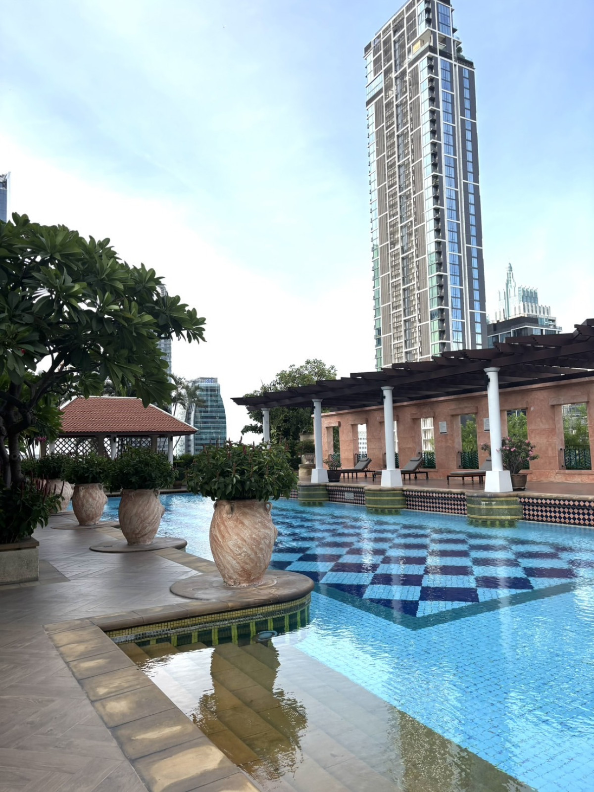 For SaleCondoWitthayu, Chidlom, Langsuan, Ploenchit : For Sale Condo , President Place , high floor , wide frontage , newly renovated , BTS-Chit Lom , Lumpini , Pathum Wan , Bangkok , CX-150162