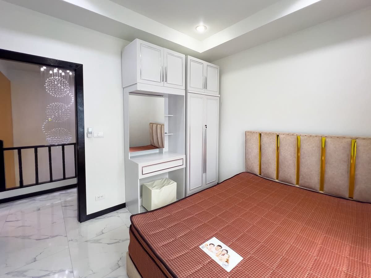 ให้เช่าพัทยา บางแสน ชลบุรี สัตหีบ : บ้านพูลวิลล่า จอมเทียน ใกล้หาดจอมเทียน เดินทางเพียง 5 นาที