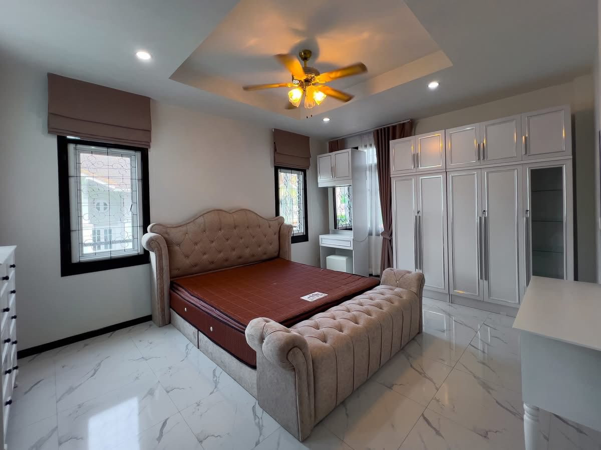 ให้เช่าพัทยา บางแสน ชลบุรี สัตหีบ : บ้านพูลวิลล่า จอมเทียน ใกล้หาดจอมเทียน เดินทางเพียง 5 นาที