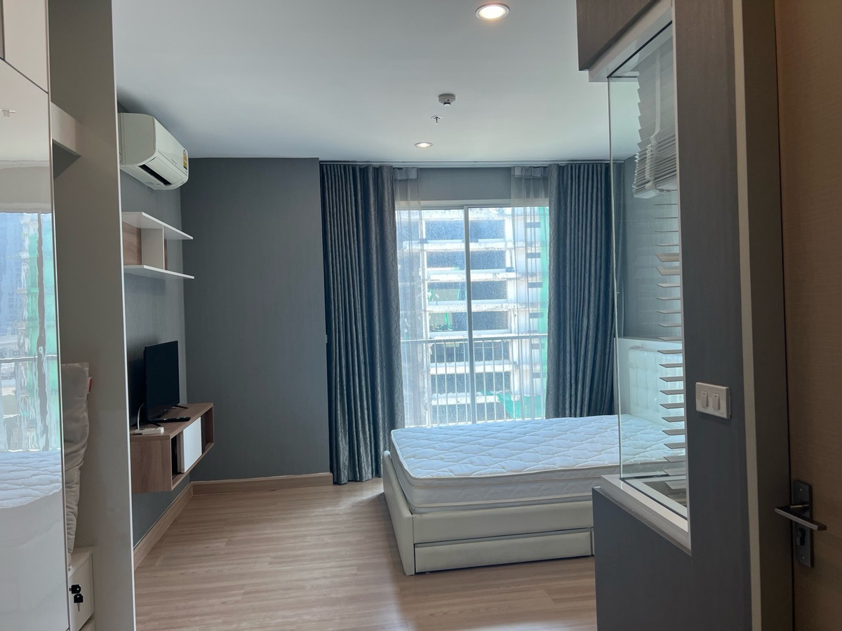 ให้เช่าคอนโดรัตนาธิเบศร์ สนามบินน้ำ พระนั่งเกล้า : ให้เช่าเดอะ โฮเทล เซอร์วิส คอนโดมิเนียม 1นอน1น้ำ50ตรม. ห้องสภาพใหม่ ชั้น7 ระเบียงทิศตะวันออก ติดรถไฟฟ้าMRTบางกระสอ