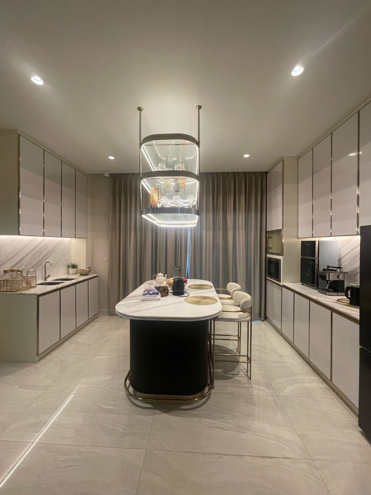 ขายบ้านลาดกระบัง สุวรรณภูมิ : Perfect Masterpiece Sukhumvit 77 ราคาถูกที่สุด