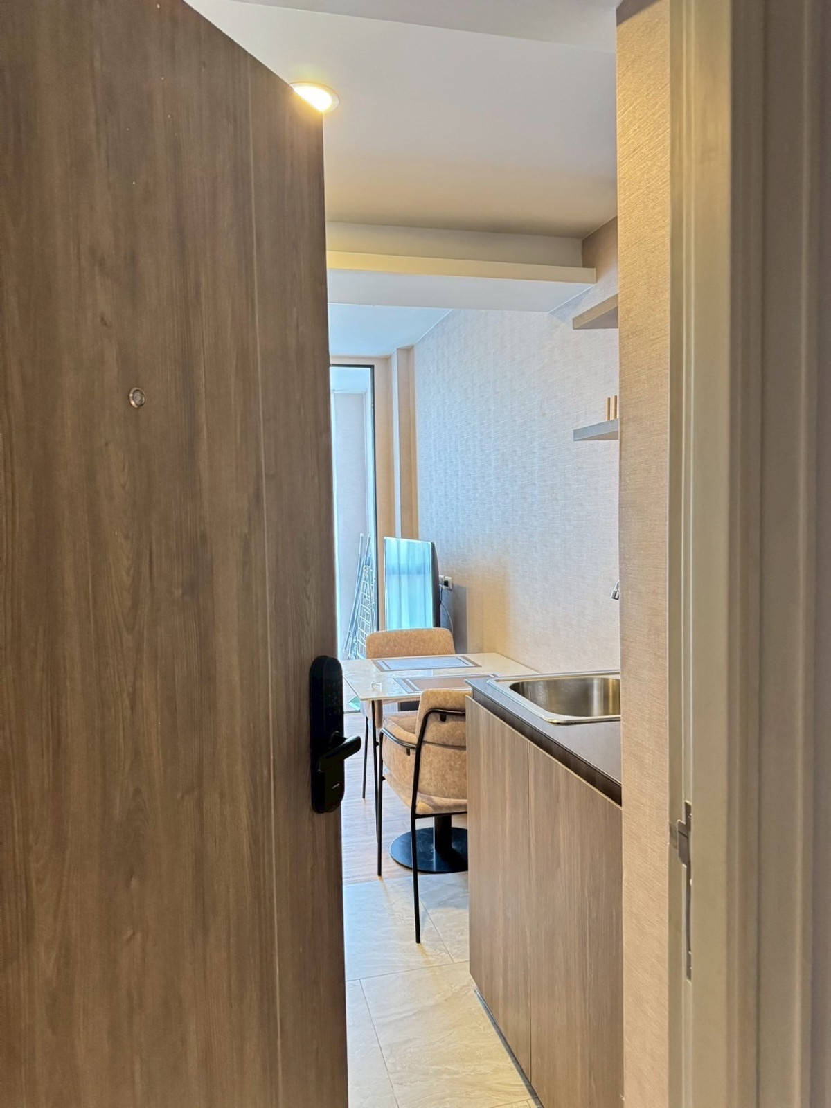 ให้เช่าคอนโดพระราม 9 เพชรบุรีตัดใหม่ RCA : Best Price 🔥ให้เช่า LLOYD Soonvijai-Thonglor ห้องสวยมาก ราคาดีที่สุด ตกแต่งเฟอร์ครบ พร้อมเข้าอยู่ ‼️