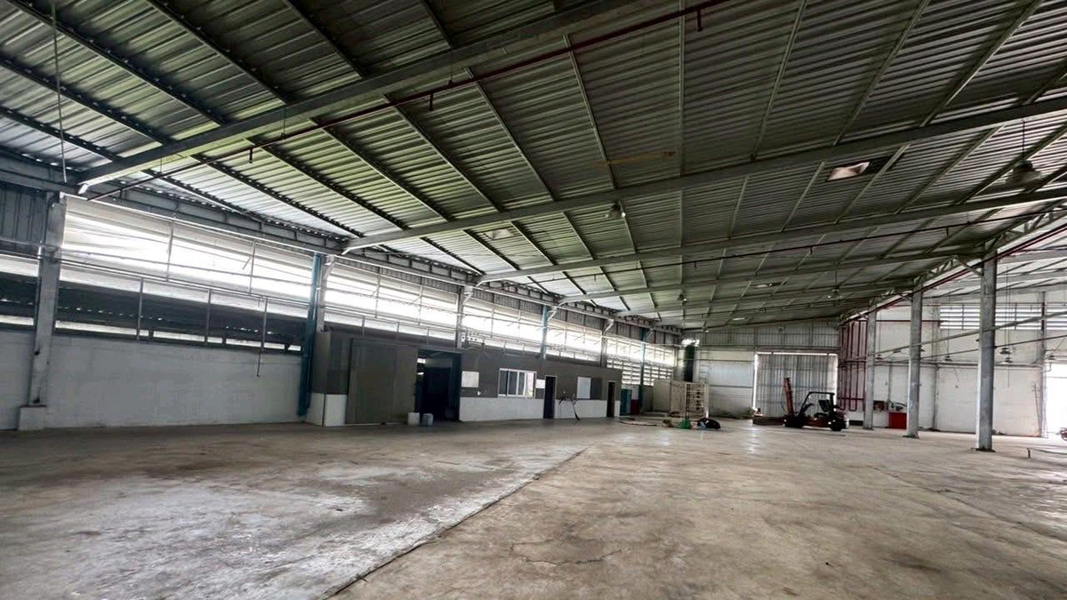 ให้เช่าโกดังนนทบุรี บางใหญ่ บางบัวทอง : 🏭 ให้เช่าโกดัง 1,200-7,520 ตร.ม. แบ่งเช่าได้  | บางบัวทอง นนทบุรี | โกดังใกล้คลังสินค้าเซเว่น ซอยวัดสามง่าม