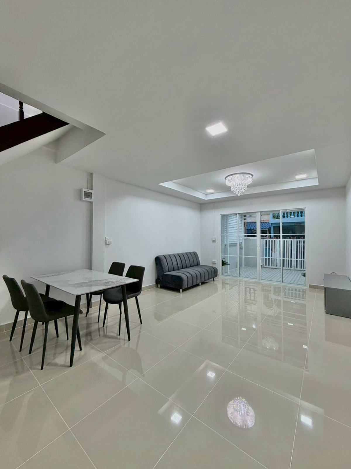 ขายทาวน์โฮมนนทบุรี บางใหญ่ บางบัวทอง : ขายทาวน์เฮ้าส์/ทาวน์โฮม  บ้านบัวทอง 1 รีโนเวทใหม่ MRT-คลองบางไผ่ บางรักพัฒนา บางบัวทอง นนทบุรี CX-148987