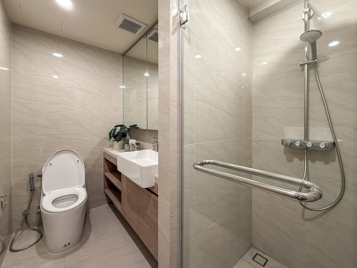 ให้เช่าคอนโดอารีย์ อนุสาวรีย์ : ให้เช่า Noble Form Thonglor (สุขุมวิท 55) 
✨ห้องแบบ Duplex ชั้น 39 (ชั้นสูง วิวเมืองสวย)