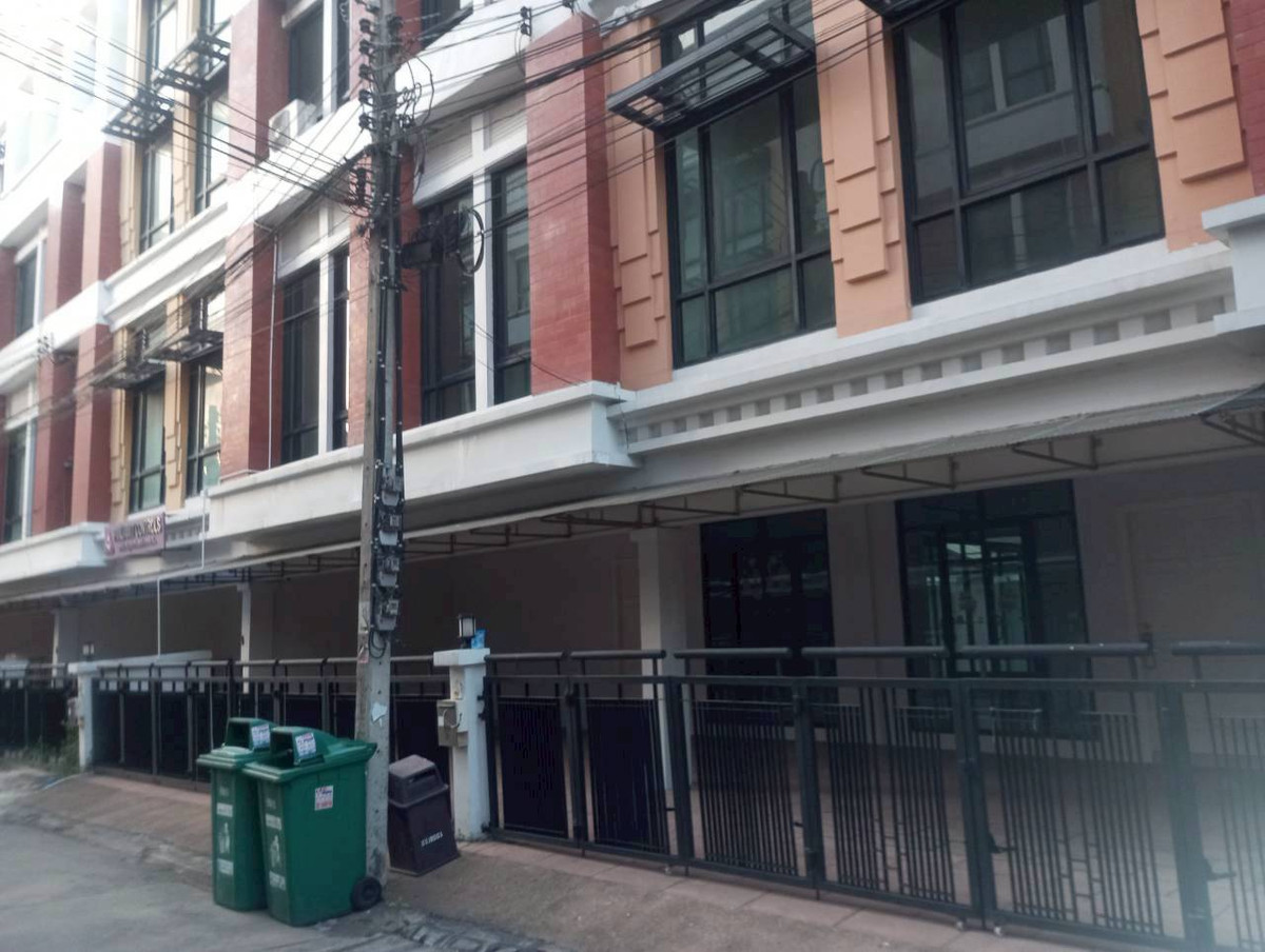 ให้เช่าอาคารพาณิชย์บางนา แบริ่ง ลาซาล : ให้เช่าออฟฟิตโฮม (บ้านกลางกรุง) บางนา กรุงเทพมหานคร