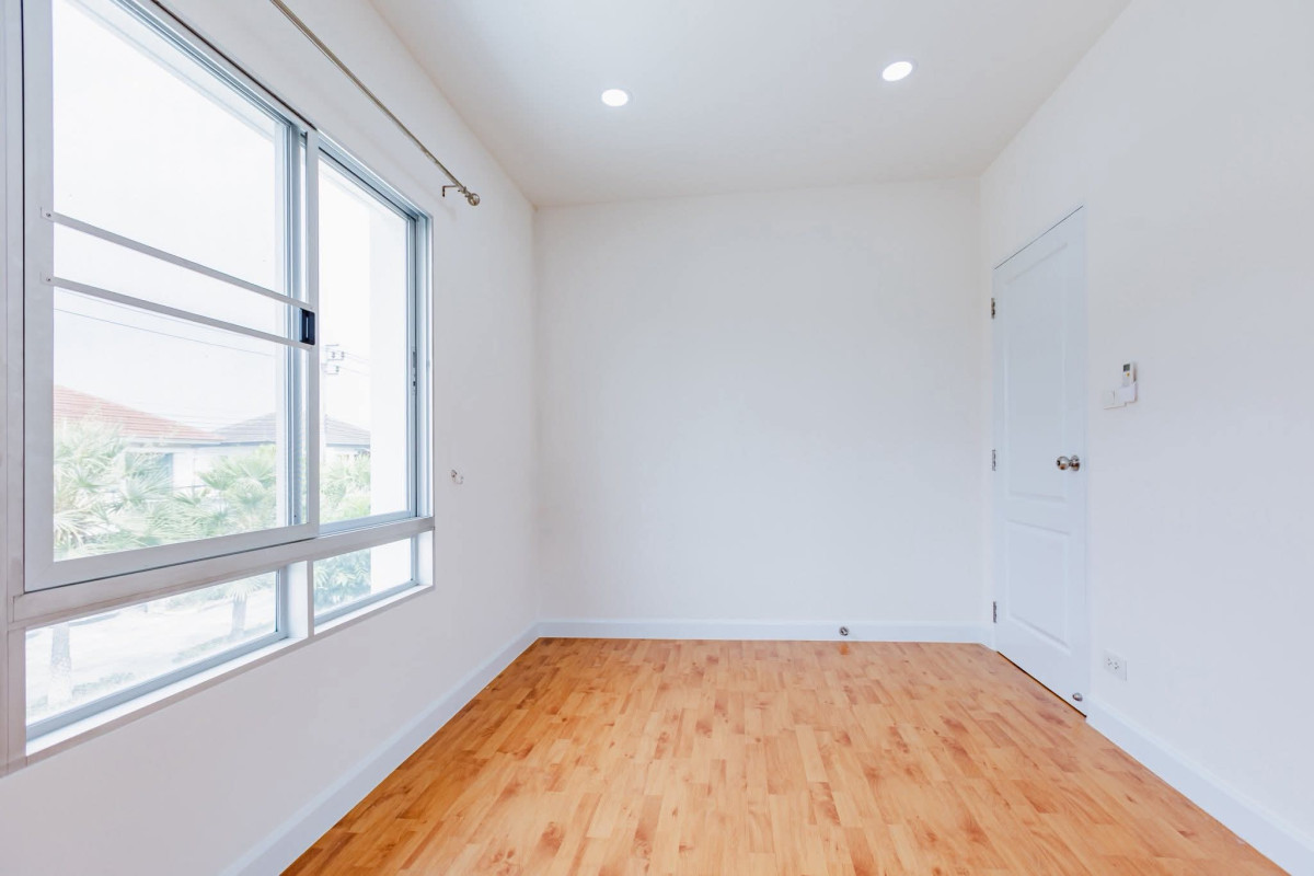 ขายบ้านพระราม 5 ราชพฤกษ์ บางกรวย : ขายบ้าน  ไลฟ์ บางกอก บูเลอวาร์ด พระราม 5 รีโนเวทใหม่ บางกรวย บางกรวย นนทบุรี CX-148284