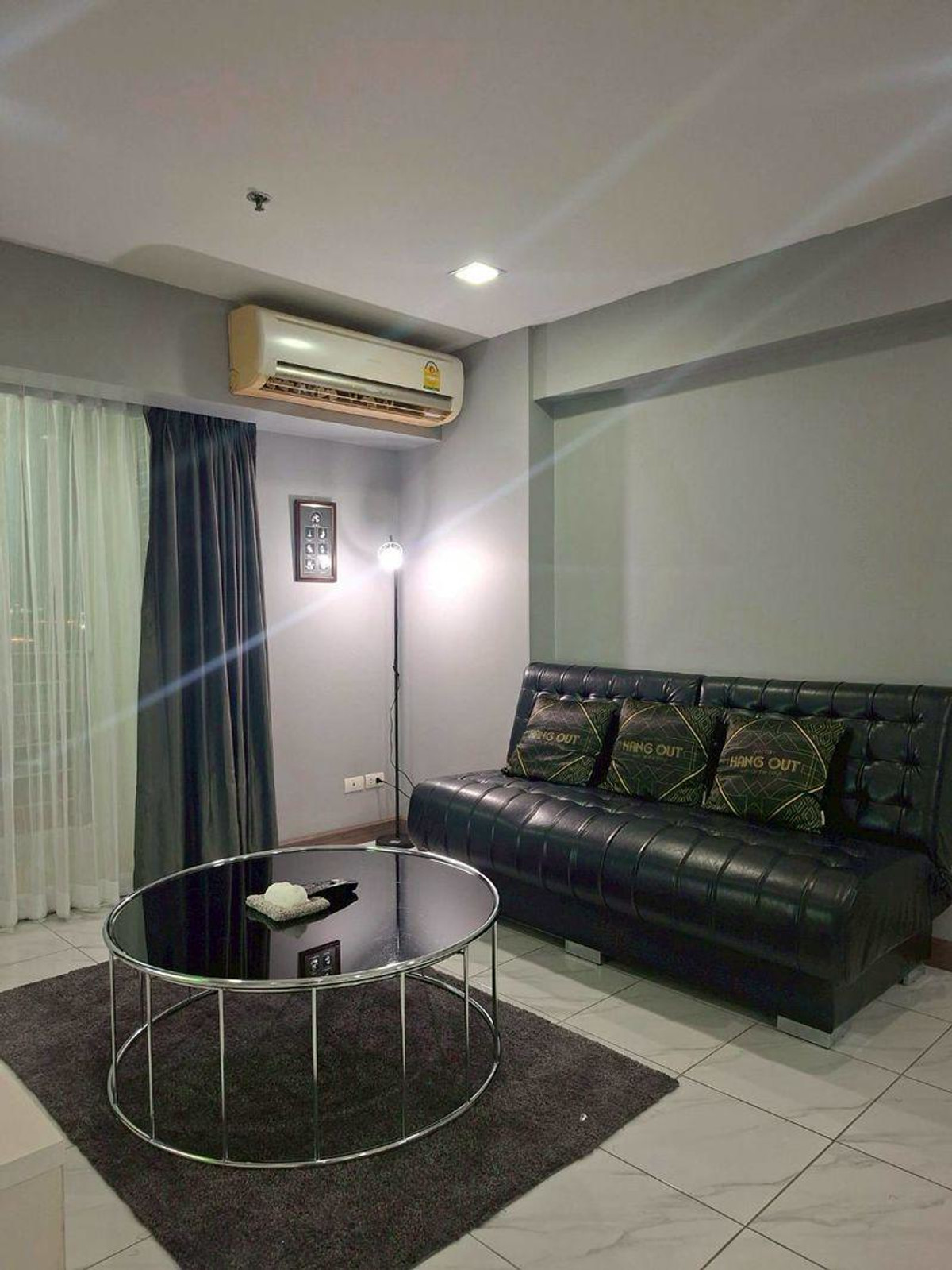 For RentCondoRama9, Petchburi, RCA : 🏡 Condo for Rent at My Resort Bangkok – Corner unit with a beautiful view! ✨ Perfect for anyone looking for a spacious and comfortable room in a convenient location 🌿