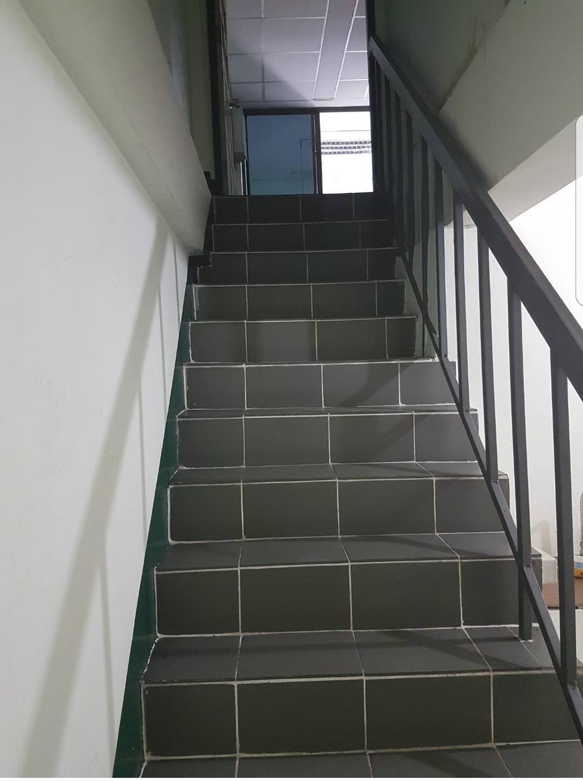 For SaleShop HouseChiang Mai : 94899 - Commercial building for sale, 3 and a half floors, Chang Khlan location. Chiang Mai business center