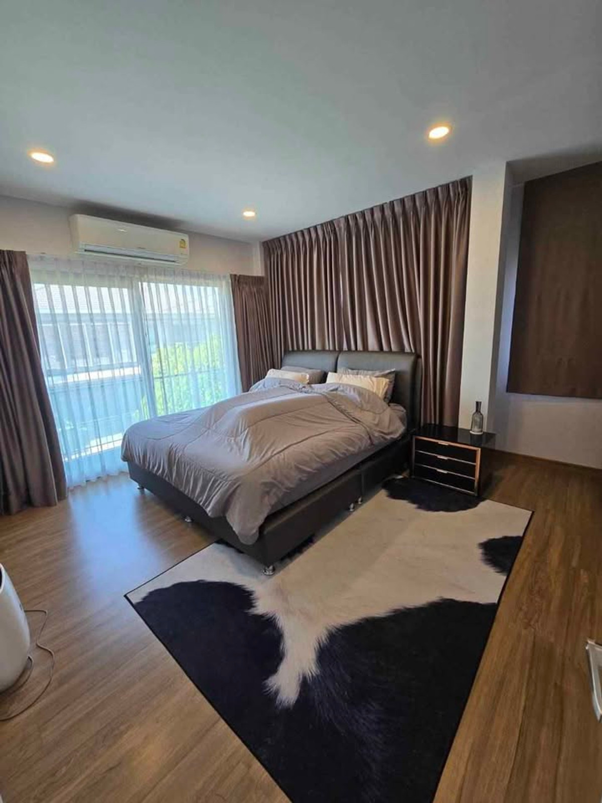 ให้เช่าบ้านแจ้งวัฒนะ เมืองทอง : ให้เช่าบ้านเดี่ยว เซนโทร ชัยพฤกษ์ – แจ้งวัฒนะ 1 บ้านเดี่ยว 2 ชั้น 4 ห้องนอน 3 ห้องน้ำ เฟอร์ครบ พร้อมอยู่ 