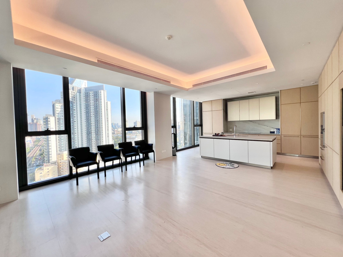 For SaleCondoSukhumvit, Asoke, Thonglor : Ultimate class of condominuim in the heart of Thonglor ✨Scope Thonglor✨4+1 beds 4+1 baths, Size 416 sqm., near BTS / MRT Thonglor (0 km) Tel.0982645161 