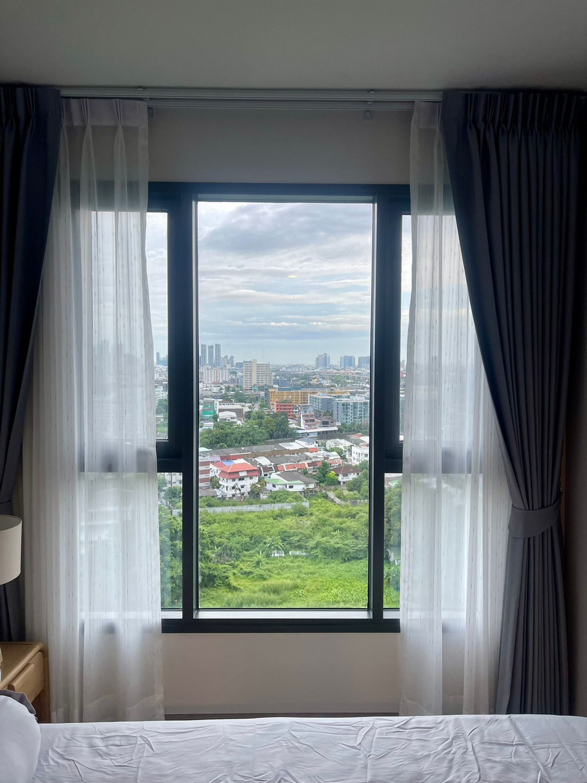 For RentCondoKhlongtoei, Kluaynamthai : For rent 📍Aspire Sukhumvit - Rama 4, fully furnished, convenient travel, 1 bedroom, 1 bathroom.