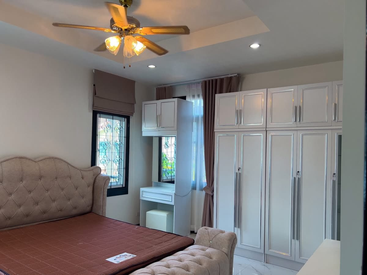 ให้เช่าพัทยา บางแสน ชลบุรี สัตหีบ : บ้านพูลวิลล่า จอมเทียน ใกล้หาดจอมเทียน เดินทางเพียง 5 นาที