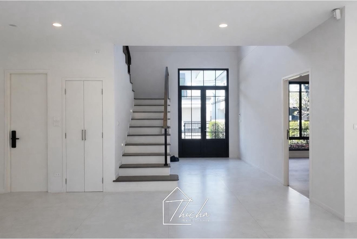 For SaleHouseRama5, Ratchapruek, Bangkruai : Big house, potential location, convenient to walk around town.
 Next to the road
Setthasiri Maha Jesadabodin Bridge