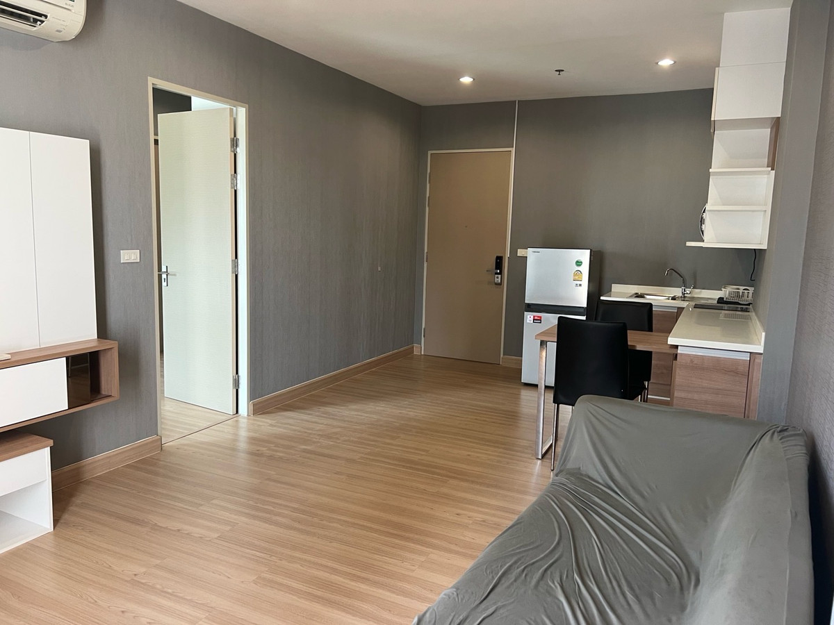 ให้เช่าคอนโดรัตนาธิเบศร์ สนามบินน้ำ พระนั่งเกล้า : ให้เช่าเดอะ โฮเทล เซอร์วิส คอนโดมิเนียม 1นอน1น้ำ50ตรม. ห้องสภาพใหม่ ชั้น7 ระเบียงทิศตะวันออก ติดรถไฟฟ้าMRTบางกระสอ