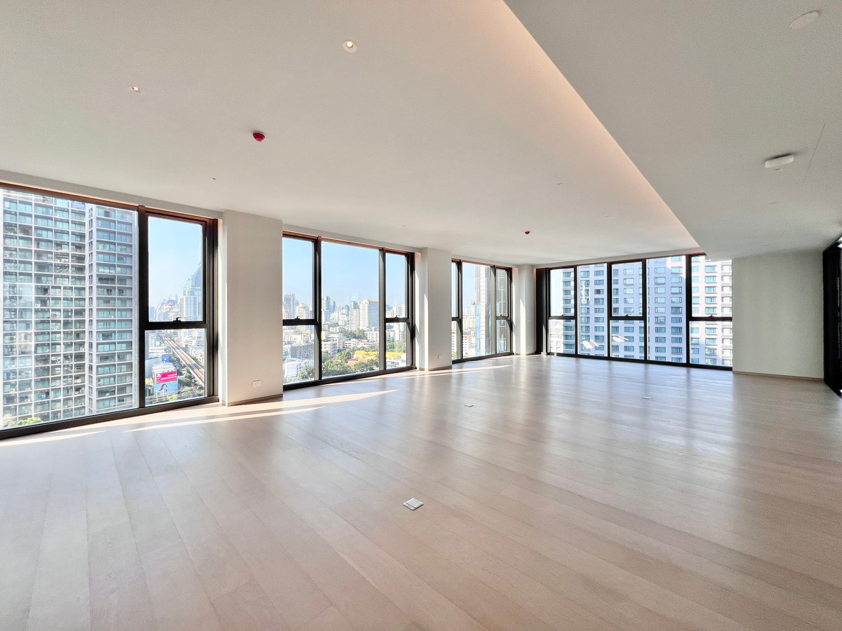 For SaleCondoSukhumvit, Asoke, Thonglor : Ultimate class of condominuim in the heart of Thonglor ✨Scope Thonglor✨4+1 beds 4+1 baths, Size 416 sqm., near BTS / MRT Thonglor (0 km) Tel.0982645161 