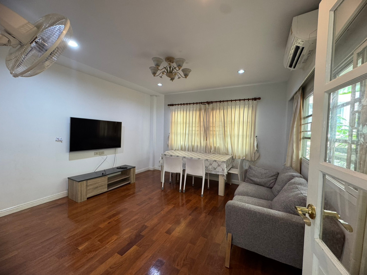 ให้เช่าบ้านโชคชัย4 ลาดพร้าว71 : ให้เช่าบ้านเดี่ยวซอยโชคชัย4 บ้านสวยราคาดี (N.2020)