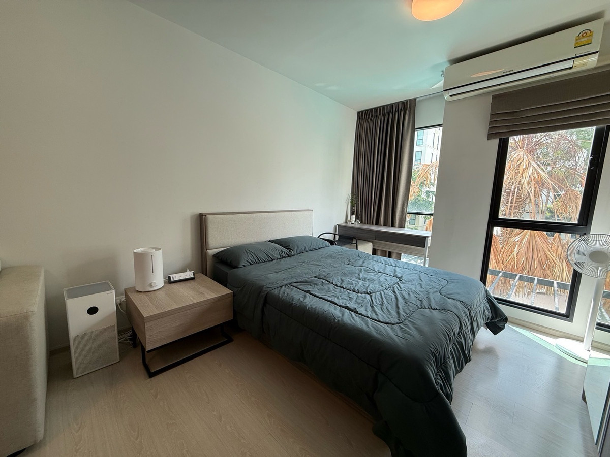 For RentCondoBangna, Bearing, Lasalle : Condo for rent Studio Room Poolview 24sqm. BTS Bearing.