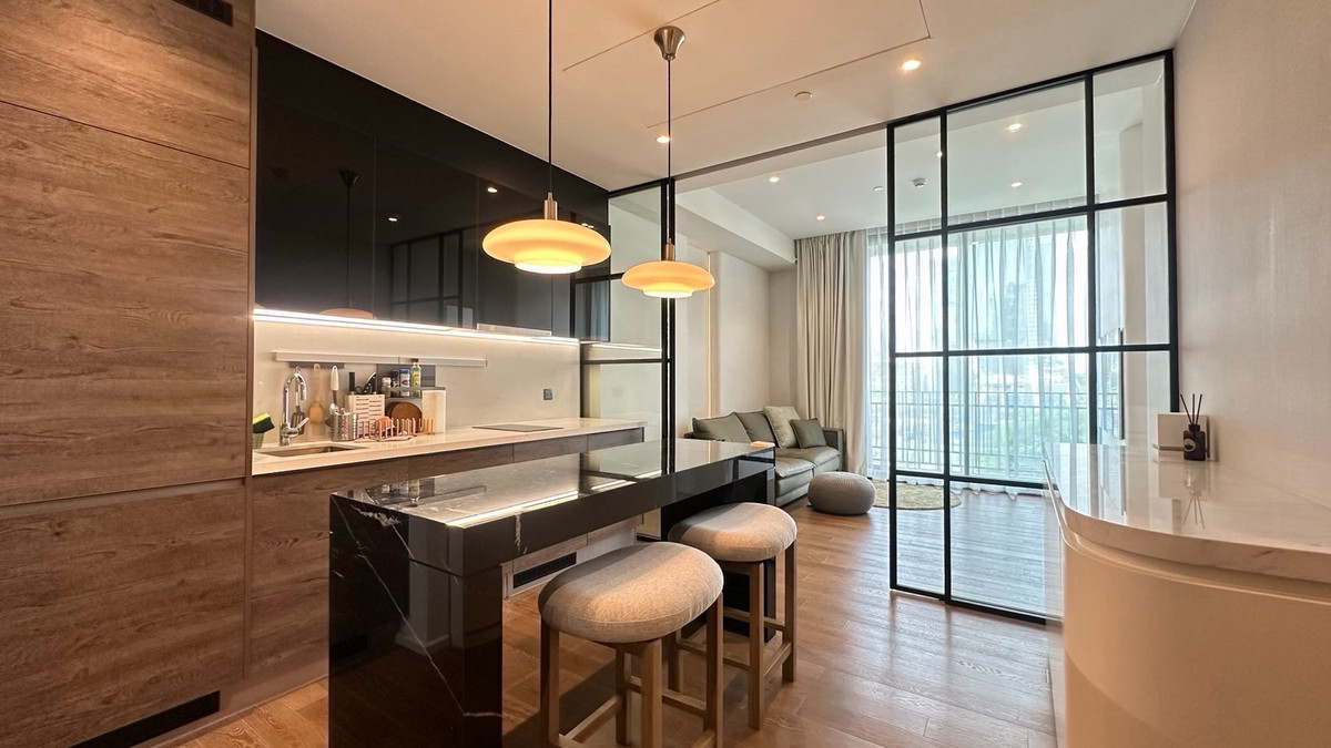 For SaleHome OfficePattanakan, Srinakarin : Home Office for Sale The Preston Empire Krungthep Kreetha Prime Business Location Near International Schools Rama 9 Area