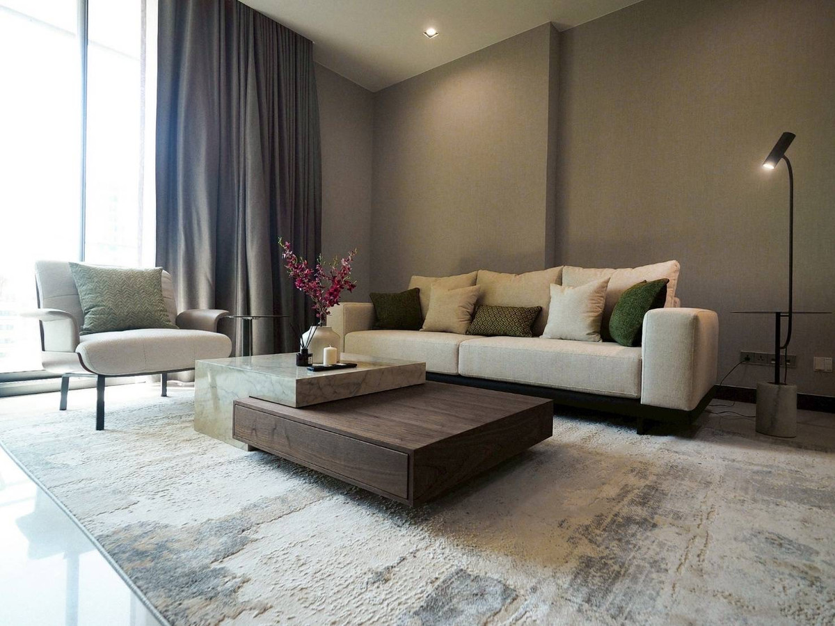 For RentCondoNana, North Nana,Sukhumvit13, Soi Nana : Q1 Sukhumvit✨Rare Item 3 bedrooms 3 bathrooms 147.5 sqm High floor🩷 160,000📌