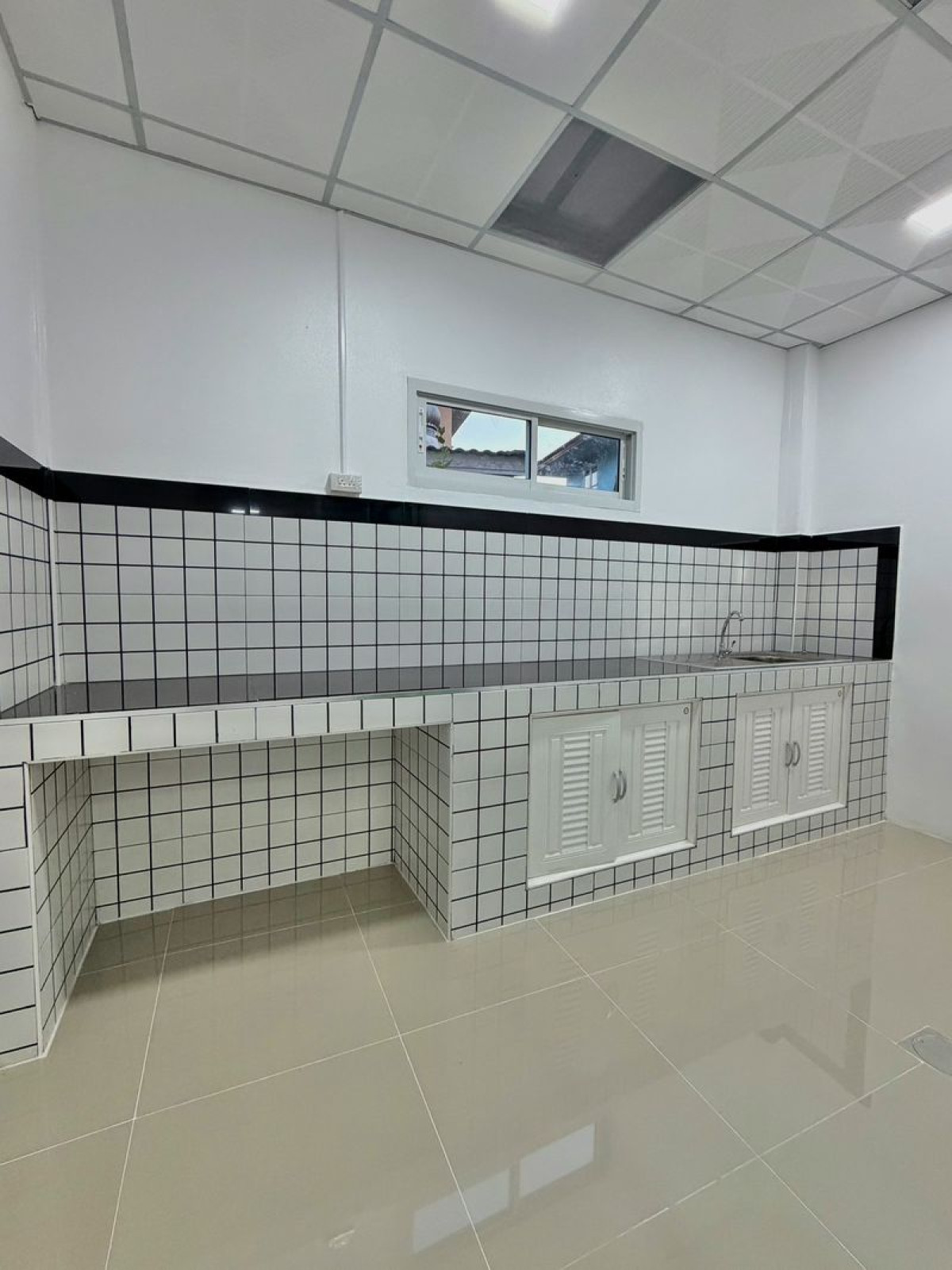 ขายทาวน์โฮมนนทบุรี บางใหญ่ บางบัวทอง : ขายทาวน์เฮ้าส์/ทาวน์โฮม  บ้านบัวทอง 1 รีโนเวทใหม่ MRT-คลองบางไผ่ บางรักพัฒนา บางบัวทอง นนทบุรี CX-148987