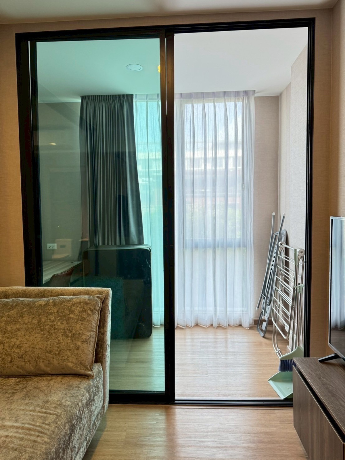 ให้เช่าคอนโดพระราม 9 เพชรบุรีตัดใหม่ RCA : Best Price 🔥ให้เช่า LLOYD Soonvijai-Thonglor ห้องสวยมาก ราคาดีที่สุด ตกแต่งเฟอร์ครบ พร้อมเข้าอยู่ ‼️