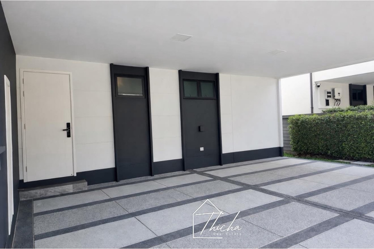 For SaleHouseRama5, Ratchapruek, Bangkruai : Big house, potential location, convenient to walk around town.
 Next to the road
Setthasiri Maha Jesadabodin Bridge