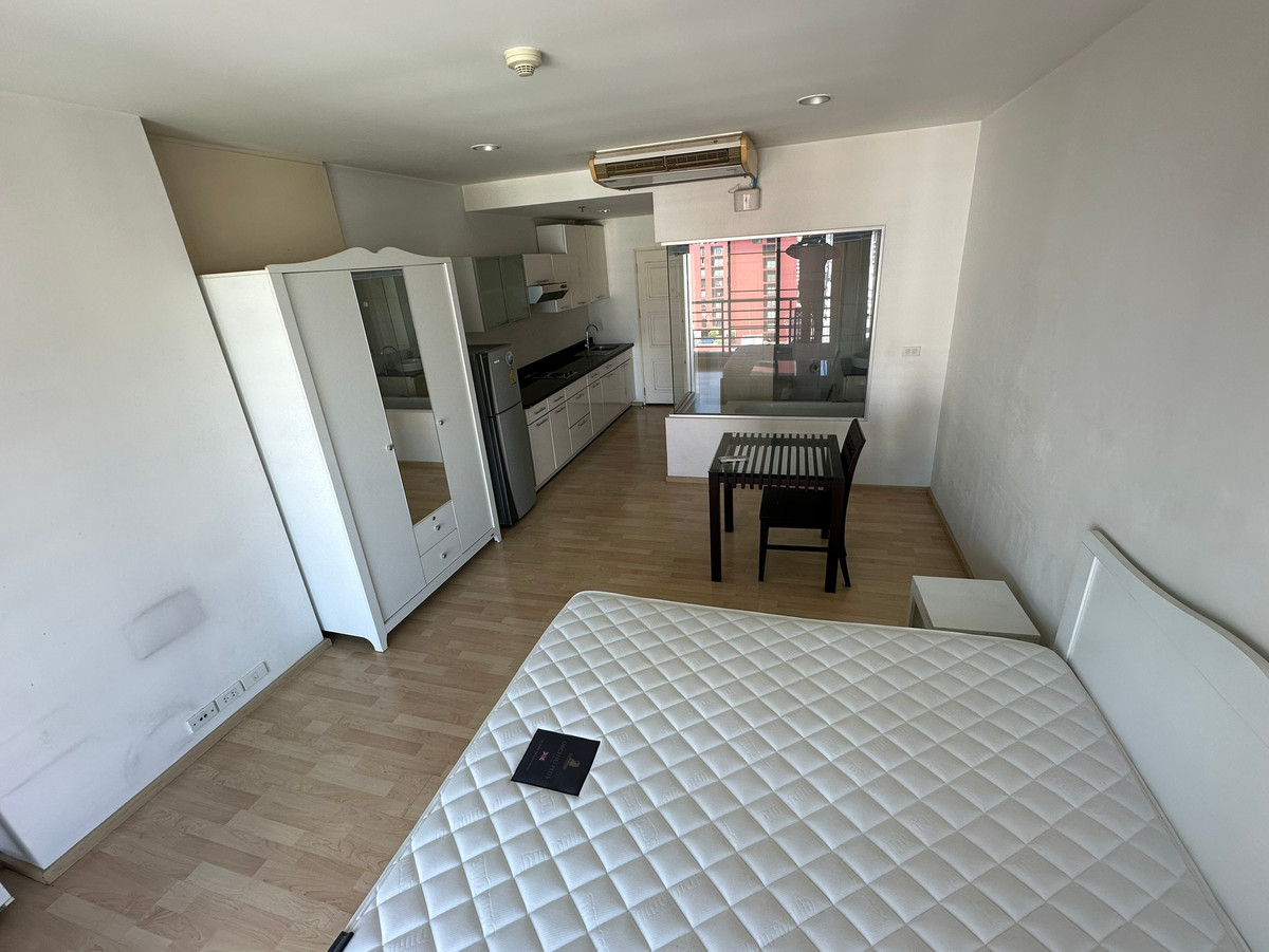 ให้เช่าคอนโดอารีย์ อนุสาวรีย์ : Noble Lite Studio for rent