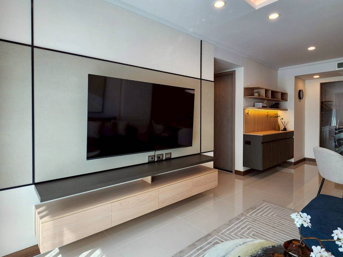 For RentCondoSukhumvit, Asoke, Thonglor : 🔥For Rent Now🔥 Supalai Oriental Sukhumvit 39, Corner Unit, Beautifully Decorated, Fully Furnished, Ready to Move In, Near BTS Skytrain, Convenient Transportation.