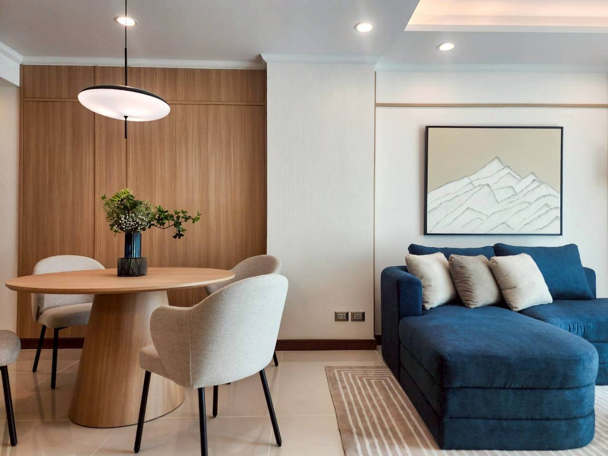 For RentCondoSukhumvit, Asoke, Thonglor : 🔥For Rent Now🔥 Supalai Oriental Sukhumvit 39, Corner Unit, Beautifully Decorated, Fully Furnished, Ready to Move In, Near BTS Skytrain, Convenient Transportation.