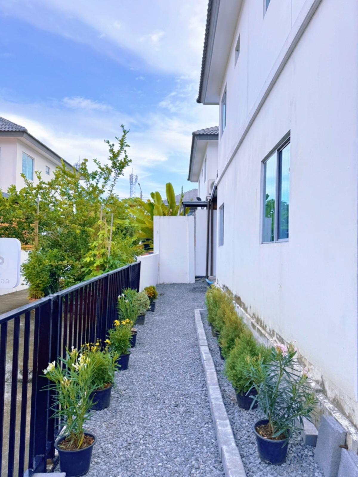 ขายทาวน์โฮมสมุทรปราการ สำโรง : ขายทาวน์เฮ้าส์/ทาวน์โฮม  บ้านพฤกษา 114/2 เทพารักษ์ - เมืองใหม่ฯ บางเพรียง บางบ่อ สมุทรปราการ CX-148218