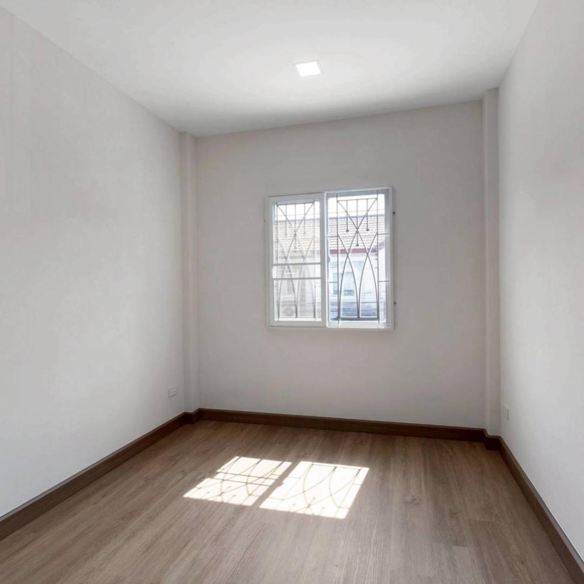 ขายทาวน์โฮมนนทบุรี บางใหญ่ บางบัวทอง : ขายทาวน์เฮ้าส์/ทาวน์โฮม  ไลโอ วงแหวน-ปิ่นเกล้า รีโนเวทใหม่ ปลายบาง บางกรวย นนทบุรี CX-148375