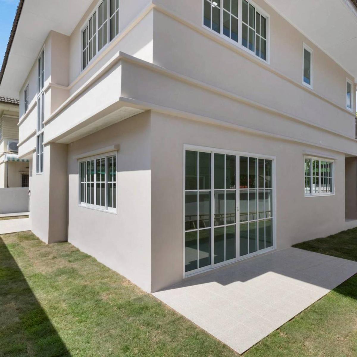 ขายบ้านพระราม 5 ราชพฤกษ์ บางกรวย : ขายบ้าน  ดิเอมเมอรัล การ์เด้น & สปอร์ตคลับ รีโนเวทใหม่ MRT-บางรักใหญ่ บางพลับ ปากเกร็ด นนทบุรี CX-148379