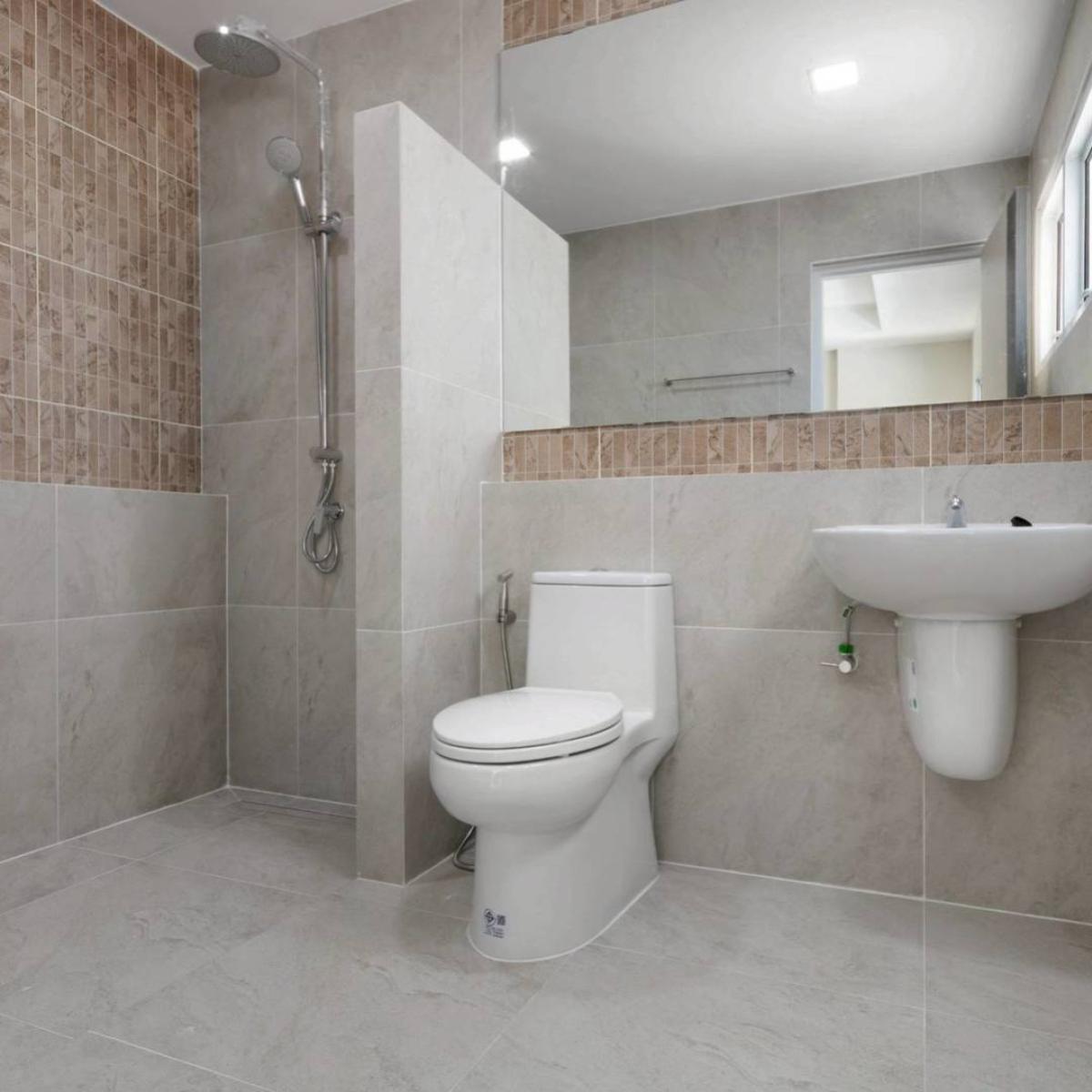 ขายบ้านพระราม 5 ราชพฤกษ์ บางกรวย : ขายบ้าน  ดิเอมเมอรัล การ์เด้น & สปอร์ตคลับ รีโนเวทใหม่ MRT-บางรักใหญ่ บางพลับ ปากเกร็ด นนทบุรี CX-148379