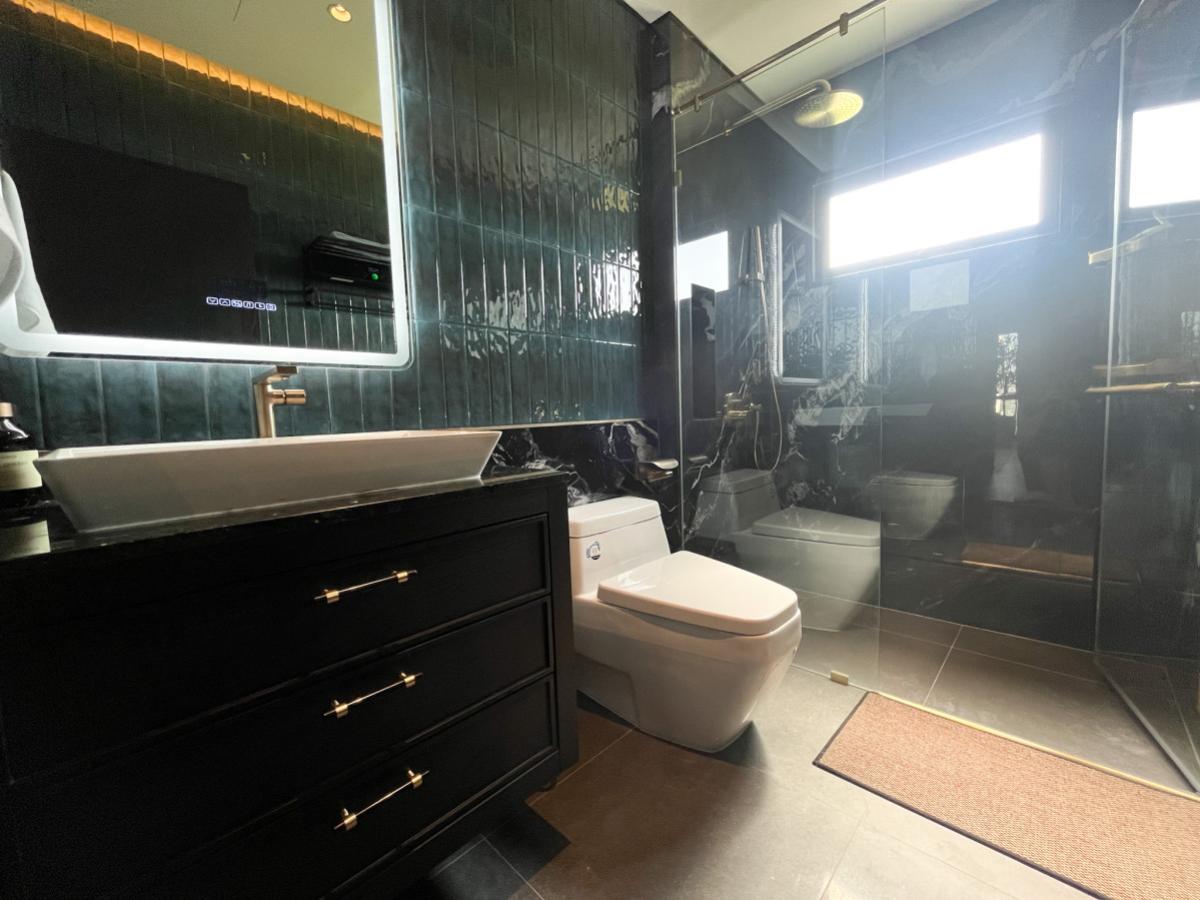 ขายบ้านปิ่นเกล้า จรัญสนิทวงศ์ : ขายบ้านใหม่ แต่งพร้อมอยู่  หน้ากว้าง ตลิ่งชัน เขต ตลิ่งชัน กรุงเทพ CX-139406