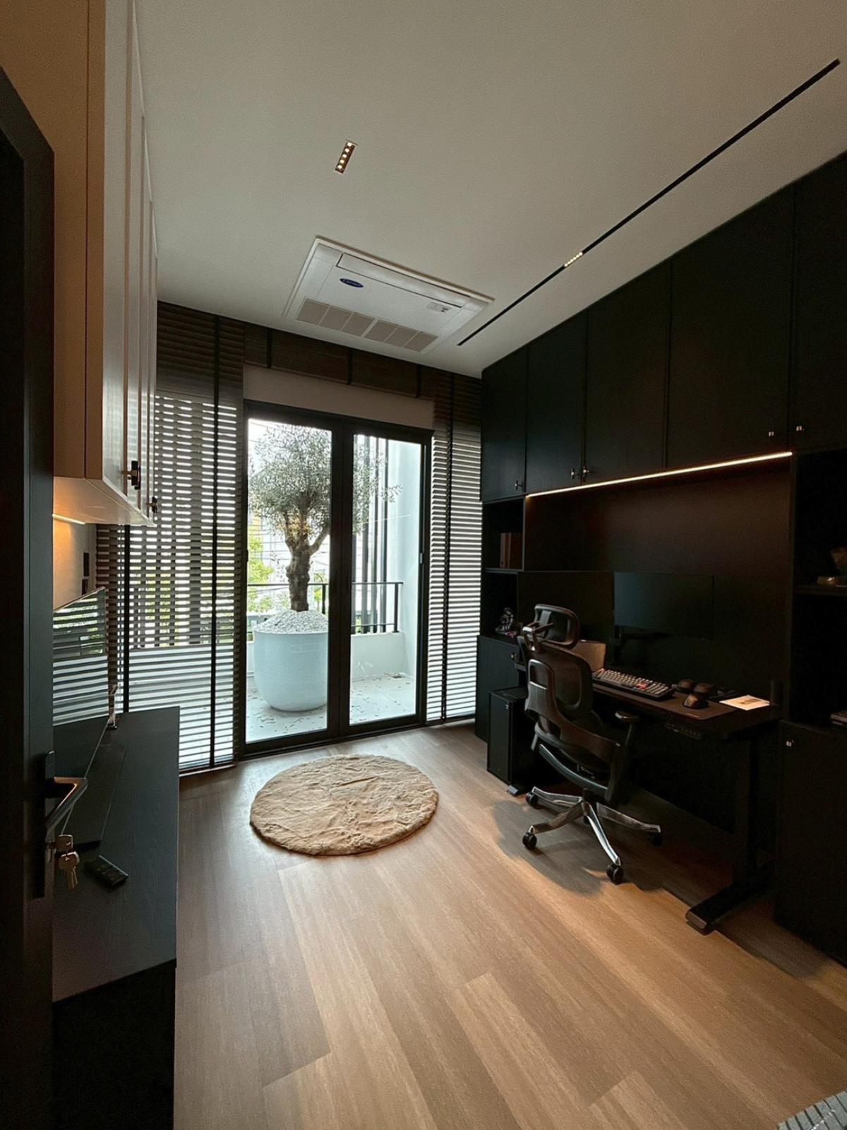 ขายบ้านปิ่นเกล้า จรัญสนิทวงศ์ : ขายบ้านใหม่ แต่งพร้อมอยู่  หน้ากว้าง ตลิ่งชัน เขต ตลิ่งชัน กรุงเทพ CX-139406