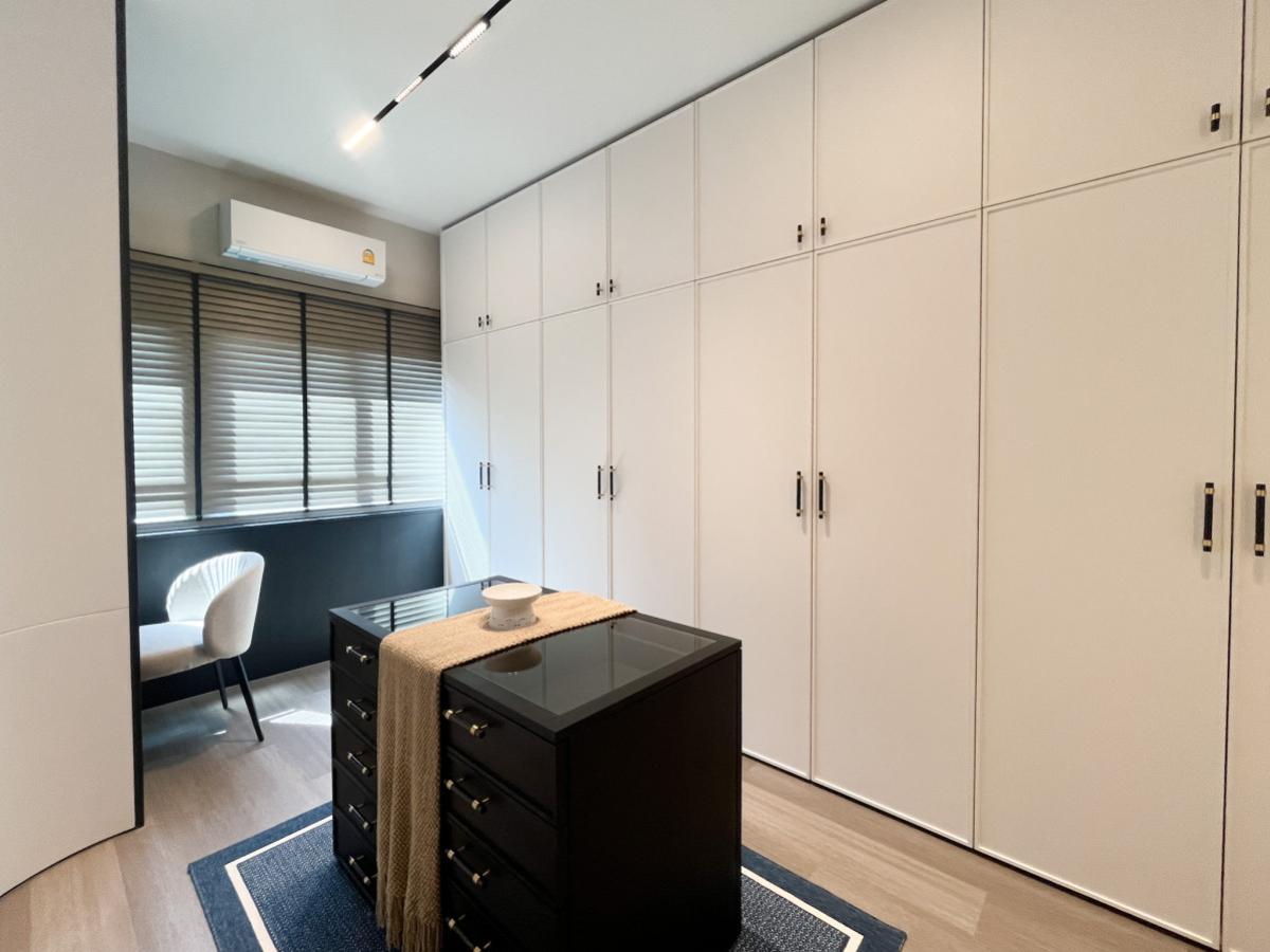 ขายบ้านปิ่นเกล้า จรัญสนิทวงศ์ : ขายบ้านใหม่ แต่งพร้อมอยู่  หน้ากว้าง ตลิ่งชัน เขต ตลิ่งชัน กรุงเทพ CX-139406