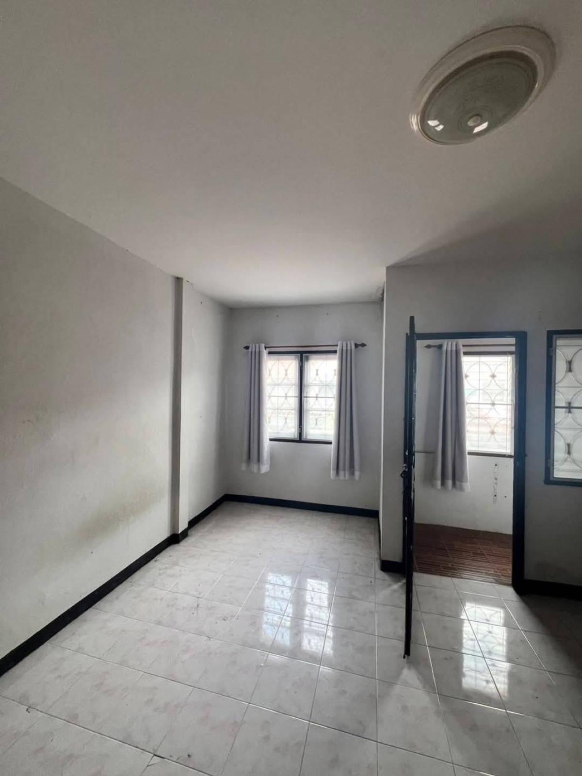 ขายทาวน์โฮมสมุทรปราการ สำโรง : ขายทาวน์เฮ้าส์/ทาวน์โฮม  พนาสนธิ์ วิลล่า 12 BTS-เคหะฯ ท้ายบ้าน เมืองสมุทรปราการ สมุทรปราการ CX-148202