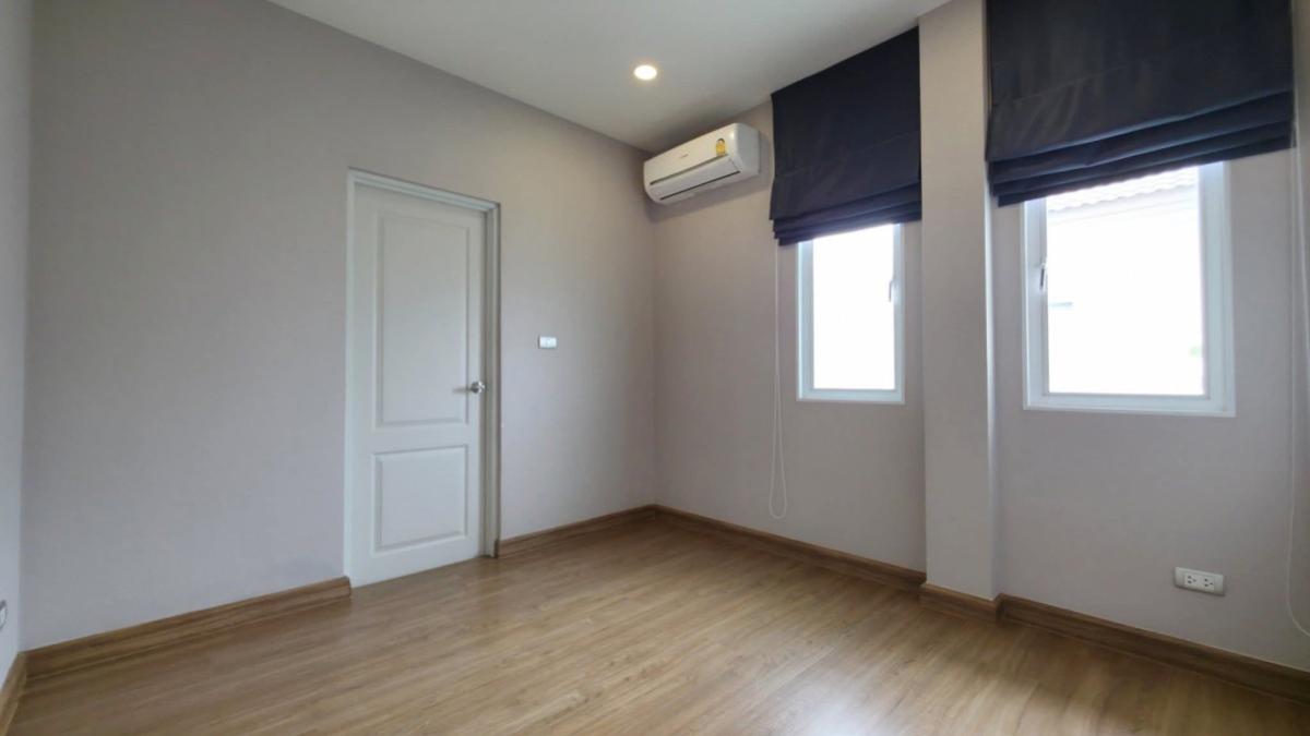 ขายบ้านลาดกระบัง สุวรรณภูมิ : ขายบ้าน  เซนโทร พระราม 9 - มอเตอร์เวย์ หน้ากว้าง คลองสองต้นนุ่น เขต ลาดกระบัง กรุงเทพ CX-148159