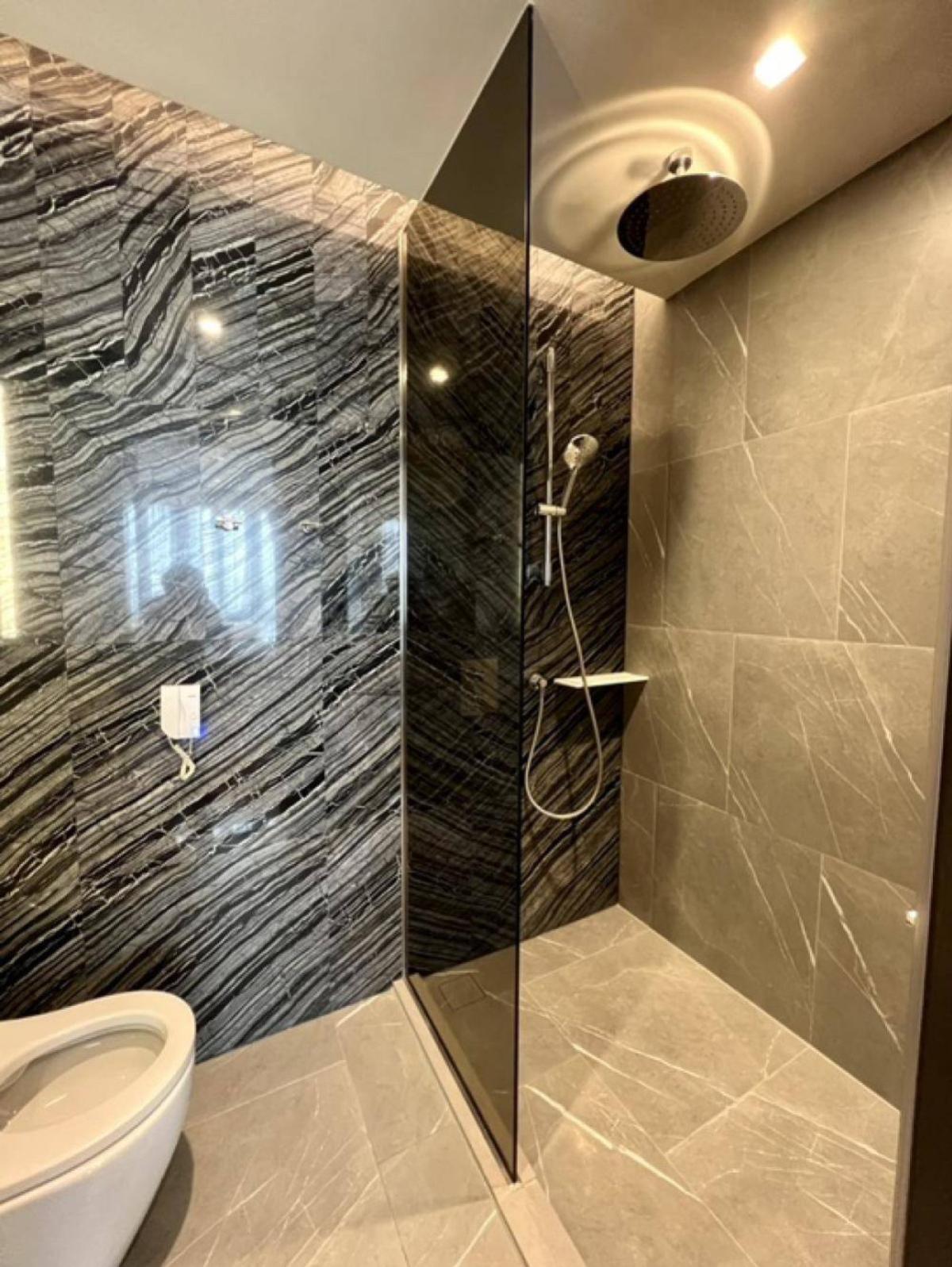 For SaleCondoSukhumvit, Asoke, Thonglor : For Sale Condo , The Reserve 61 Hideaway , BTS-Ekkamai , Khlong Toei Nuea , Watthana , Bangkok , CX-148219